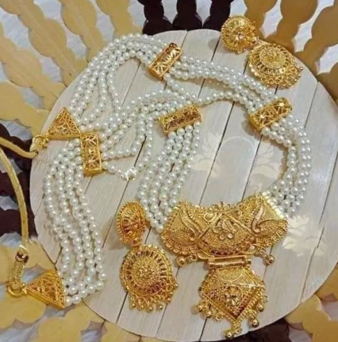 Gold plated sita har shop